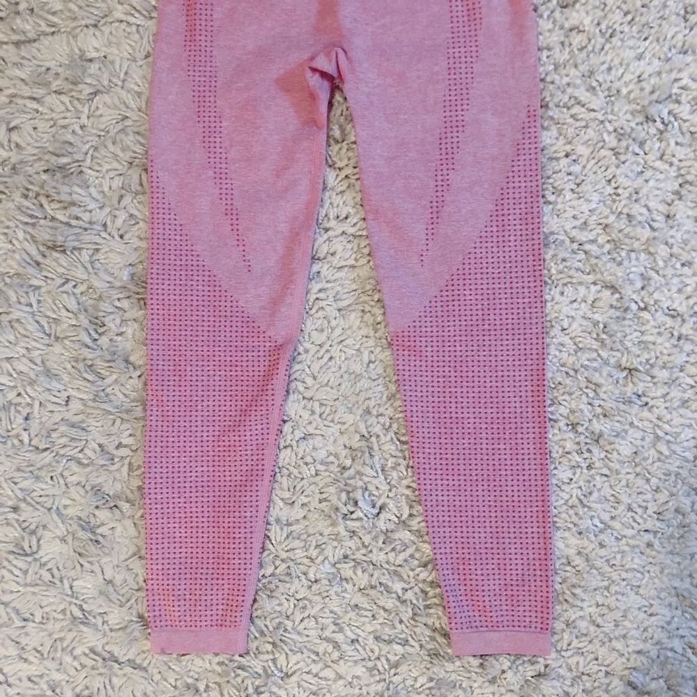 2-Piece Baby Pink Vital Seamless Legging + Top Set - Picture 6 of 7